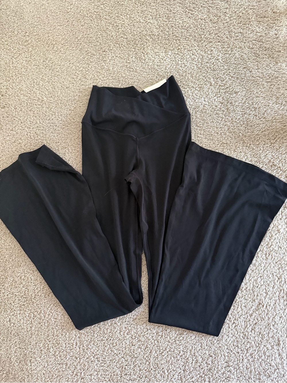 Aerie Women's Black Athletic Leggings Flare small NWT